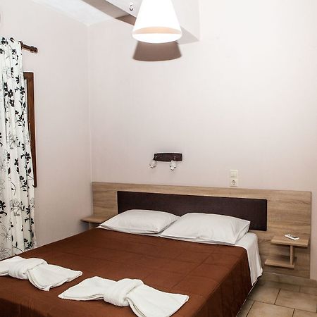Eleana Apartments And Studios Agios Georgios  Esterno foto